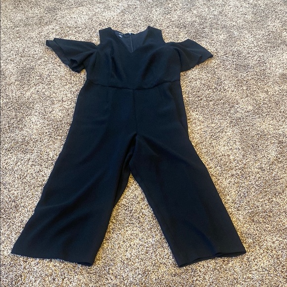 Alfani Navy Blue Jumpsuit with Flutter Sleeves and Cropped Wide-Leg - Picture 1 of 3